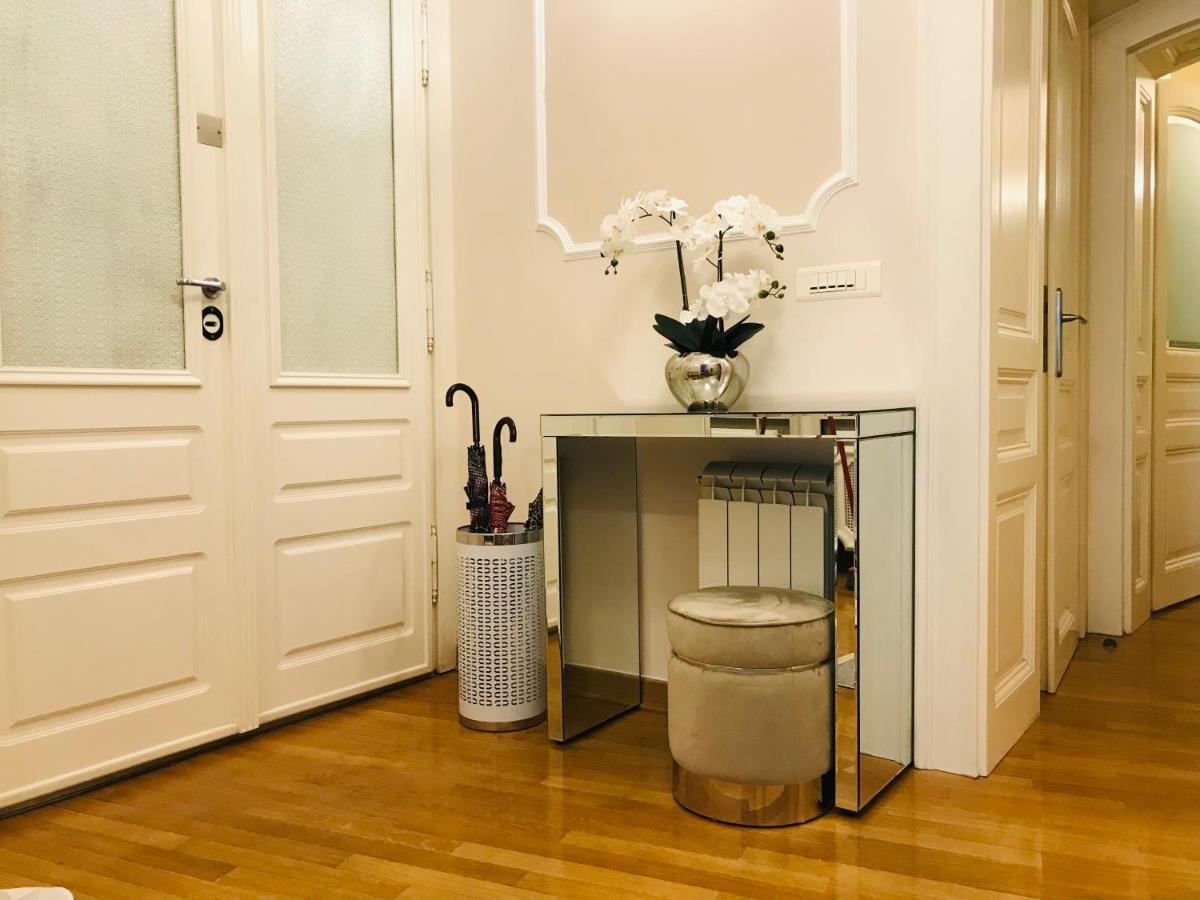Knez Sima Jacuzzi, 3 Bedrooms, Balcony In Stari Grad Belgrade Exterior photo